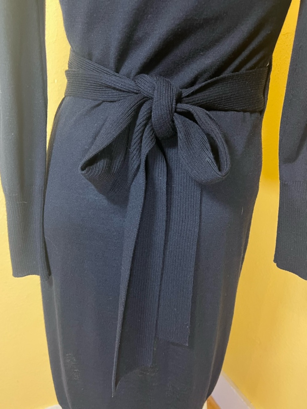 Diane von Furstenberg DVF Black 100% Merino Wool Wrap Sweater Dress, P (Small) - Picture 5 of 11